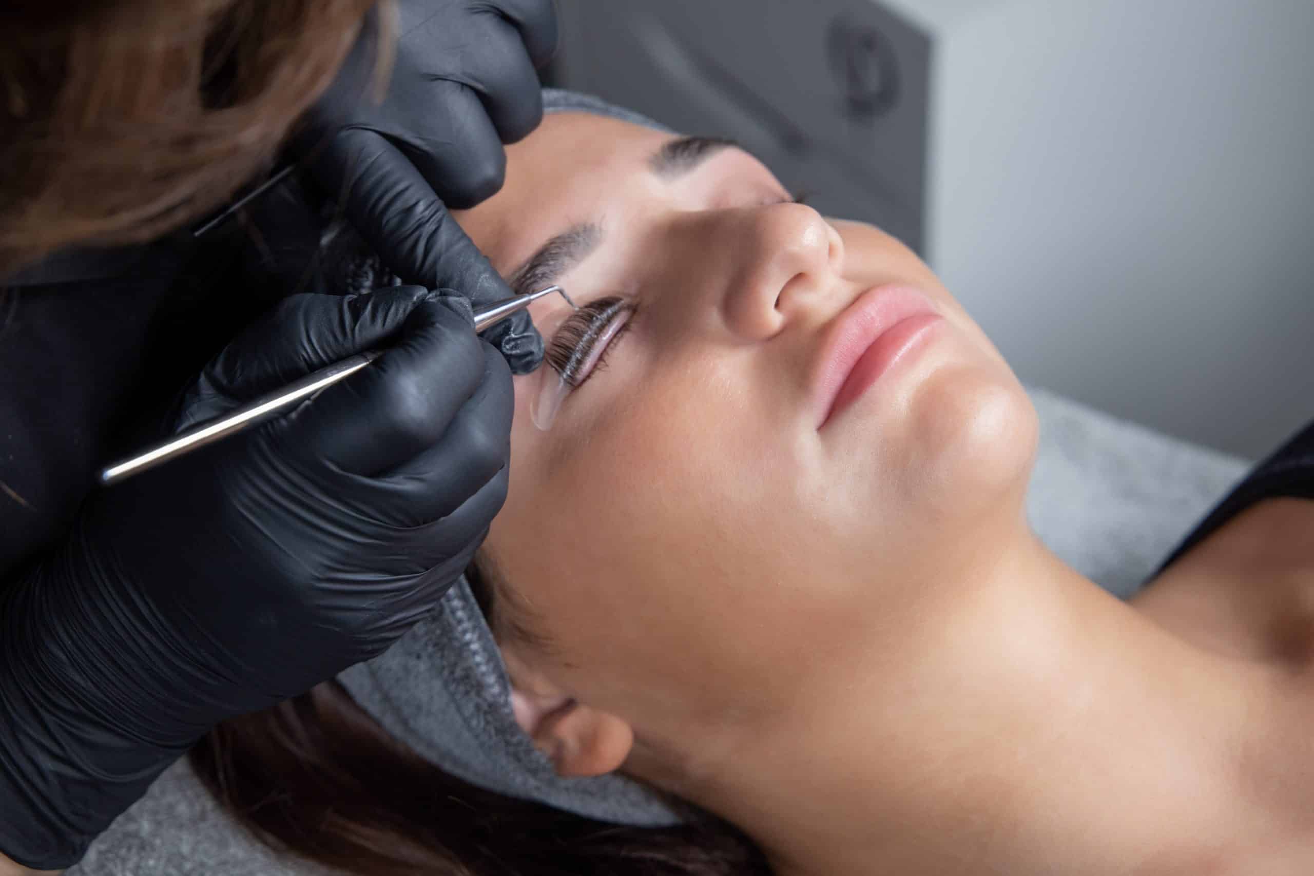 Kosmetikbehandlung Wimpernverlängerung Hofheim